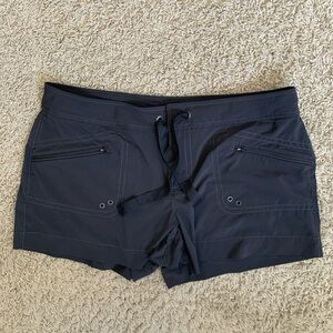 Athleta Breeze size 16 black board unlined swim shorts